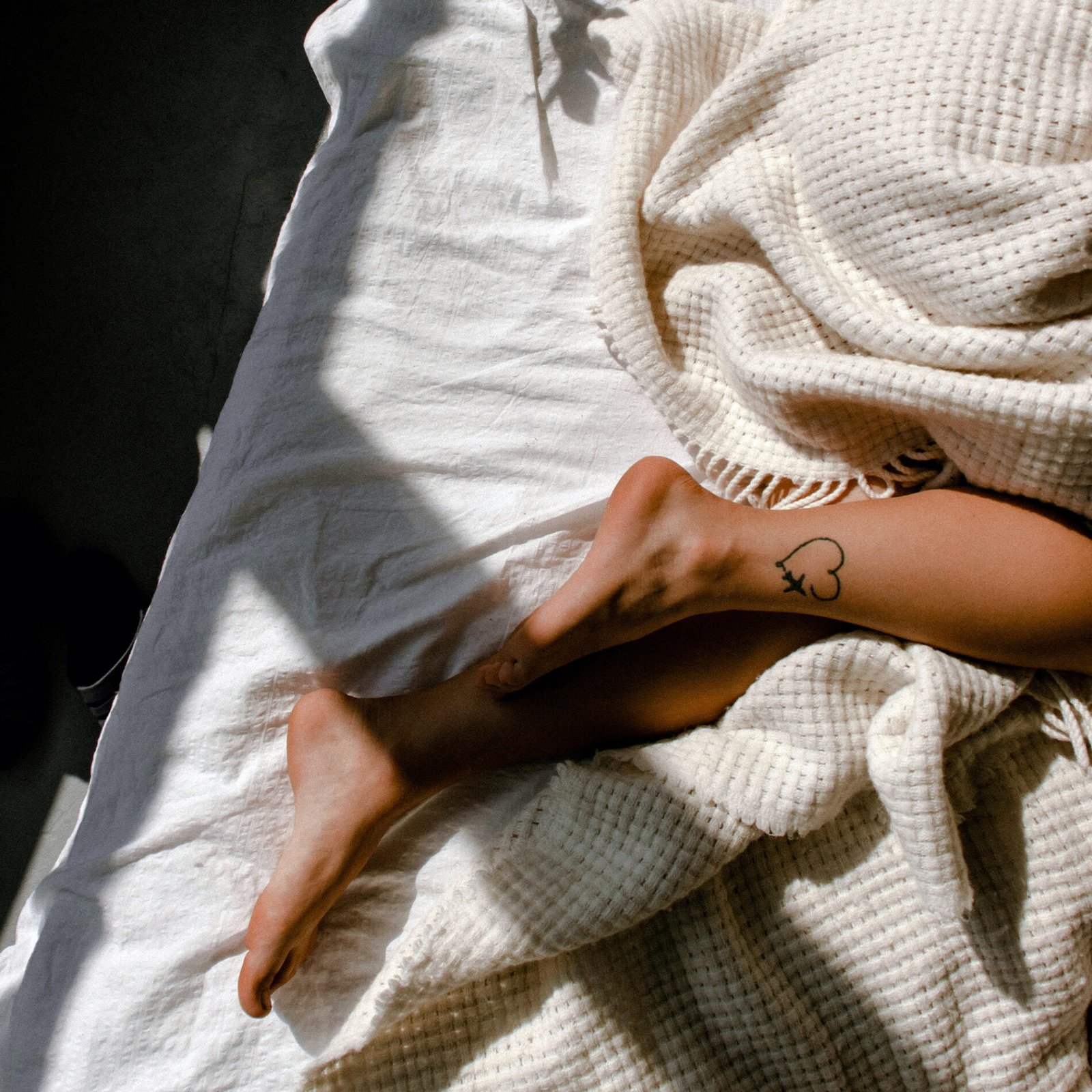 NU ARTISTIQUE / BOUDOIR / CHARME – LES MOTS NE DISENT PAS LA MÊME CHOSE